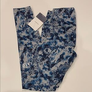 FLEO Blue Marble Leggings 28” length